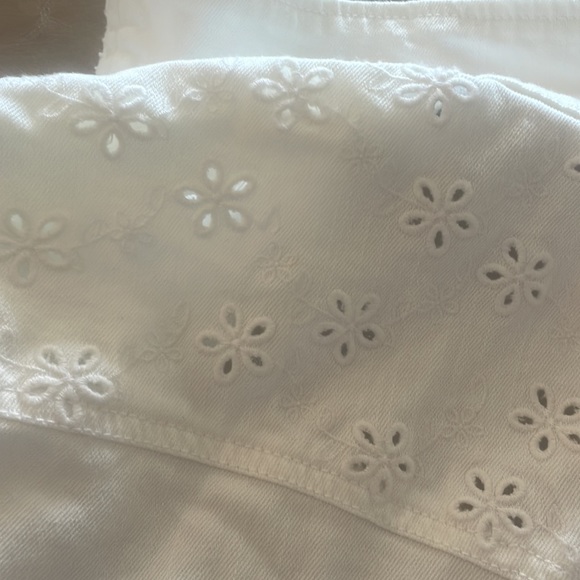 White soft jean jacket - Picture 5 of 6